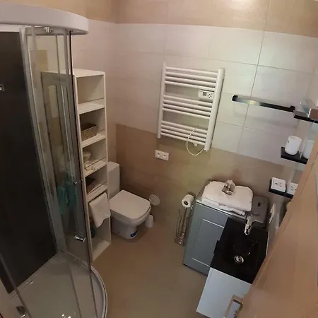 25 Metres Carres Proche De La Apartamento